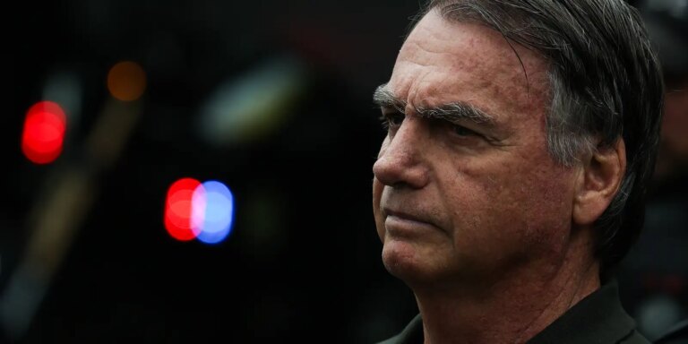 moraes-autoriza-bolsonaro-a-receber-atendimento-medico-em-casa