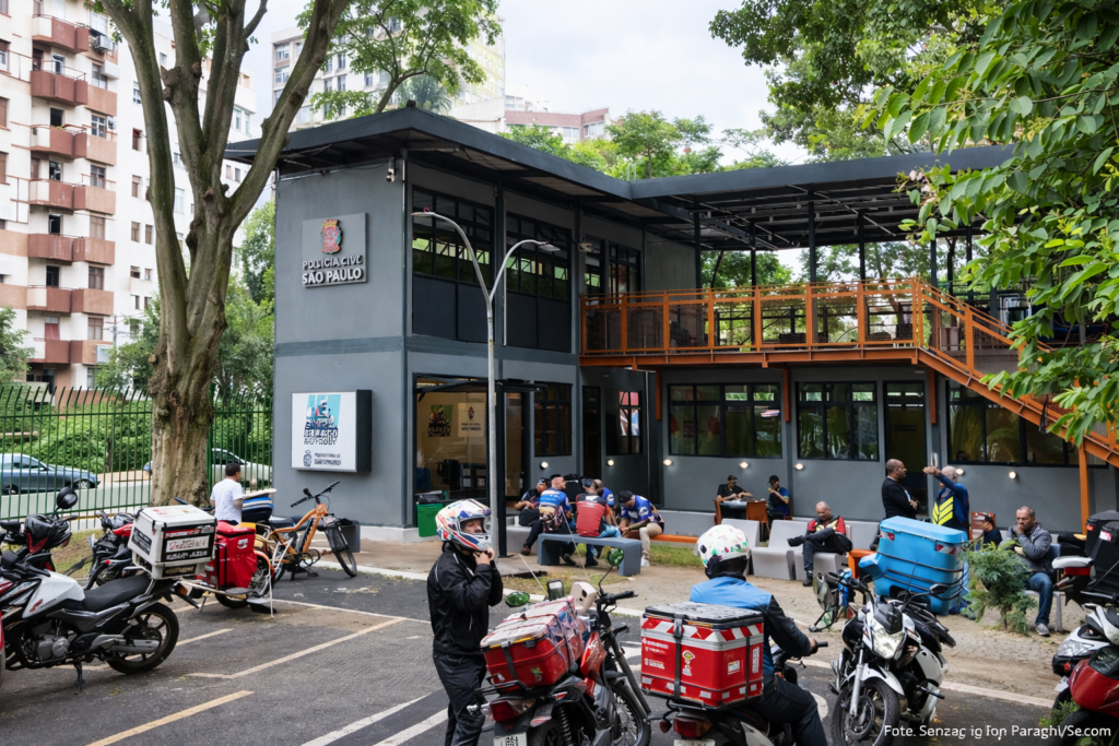 Prefeitura de SP inaugura espaço voltado a motoboys na capital