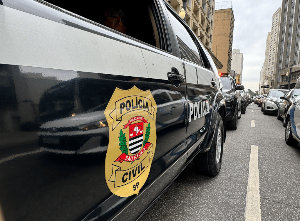 Polícia Civil de SP afasta três delegados, um investigador e um carcereiro em Mogi das Cruzes