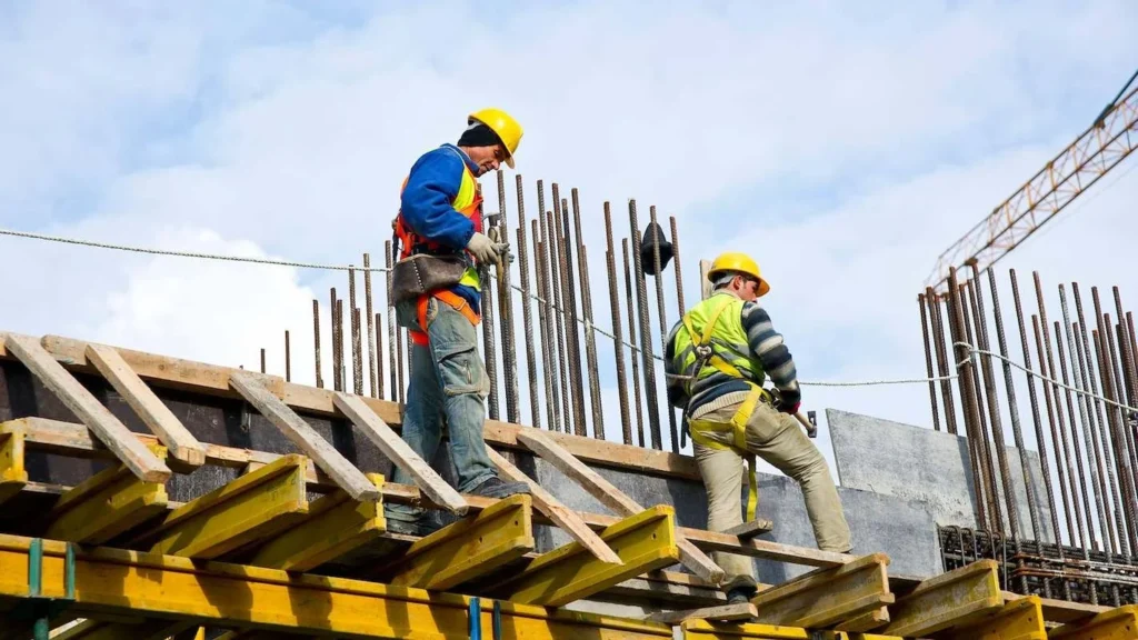 SP acumula mais de 173 mil vagas na área da construção civil  este ano; veja como se inscrever