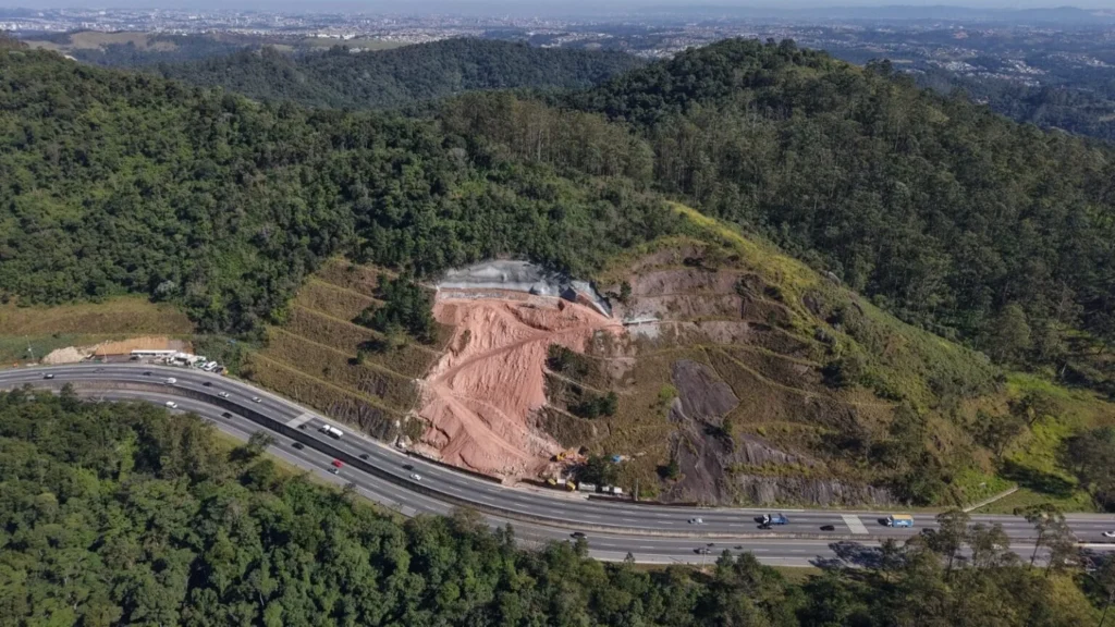 Operação El Niño: rodovias de São Paulo passam por obras para prevenir riscos aos motoristas 