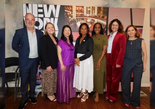 Osmar Maduro, da Interamerican Network, Britt Hijkoop, Makiko Matsuda, Julie Coker e Tiffany Towsend, da New York City Tourism + Conventions, Danielle Roman e Karen Abreu, da Interamerican Network