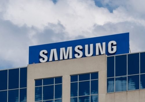 Samsung já está com até 70% de sua capacidade produtiva garantida para grandes clientes  Foto:  Samsung/Divulgação