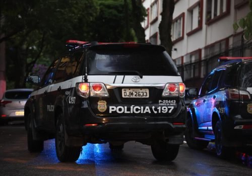 Operação da Polícia Civil no centro de SP prende quatro suspeitos de tráfico de drogas e roubo a motoristas